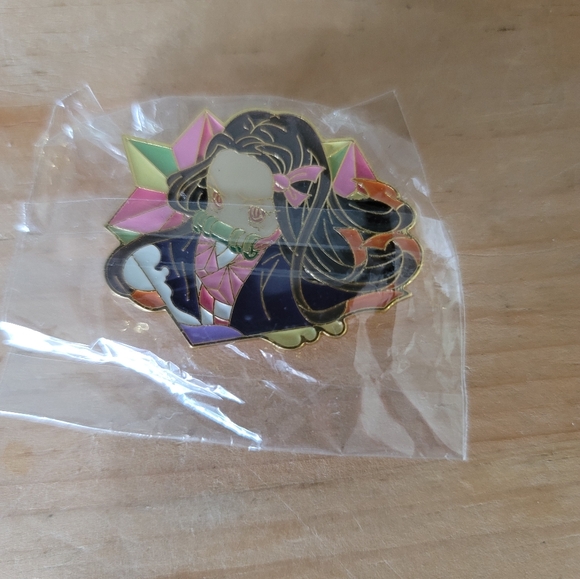 Demon Slayer Keychain Pin Acrylic Stand NEZUKO KAMADO - Picture 5 of 9